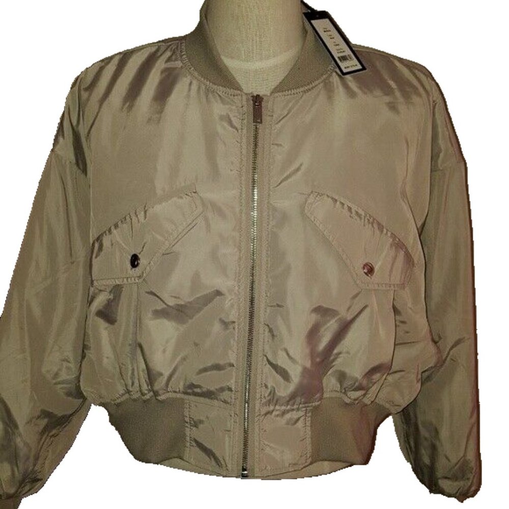 NWT $175 Romeo & Juliet Couture cropped bomber jacket size Medium RK